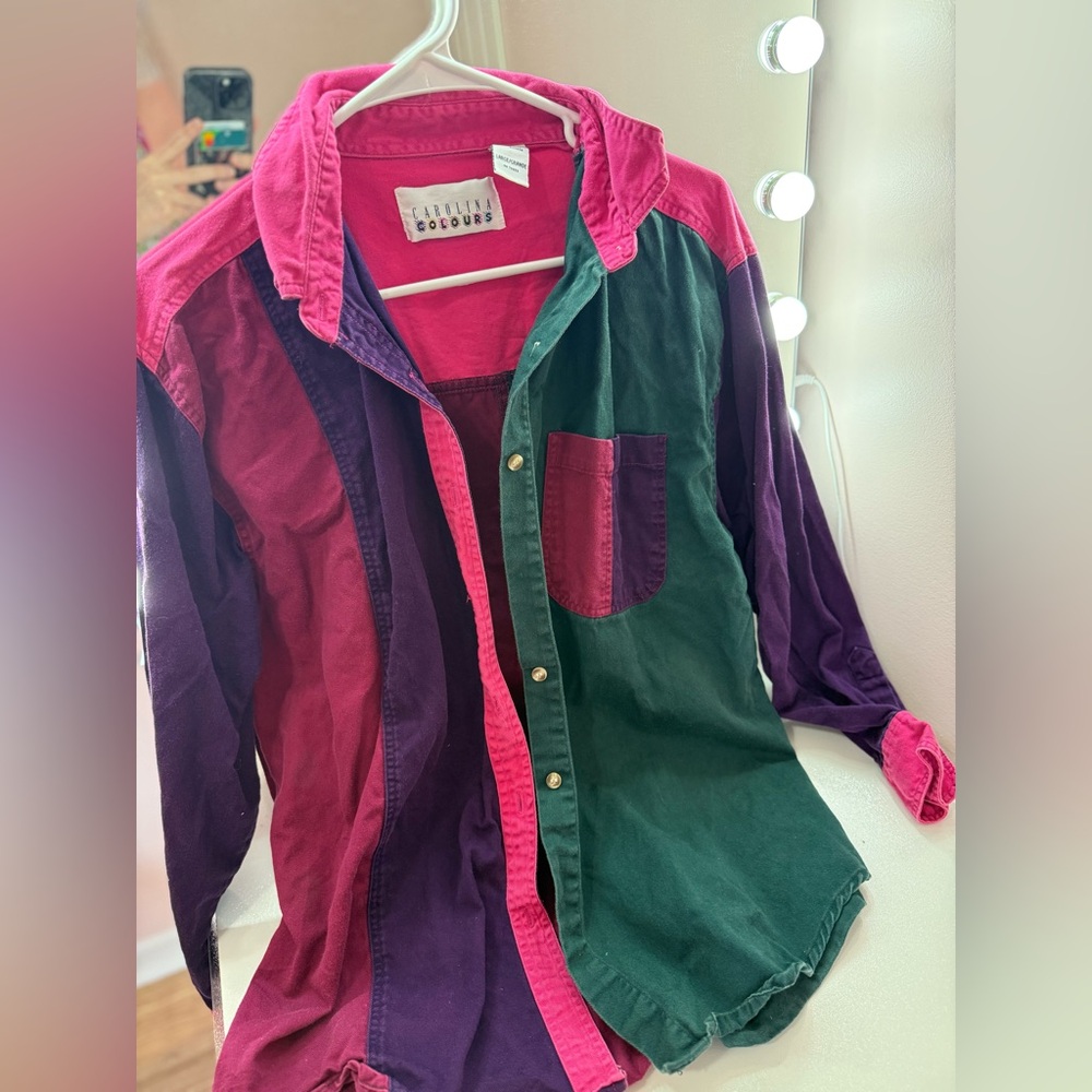 Colorblock Button-Up Shirt - Picture 3 of 6